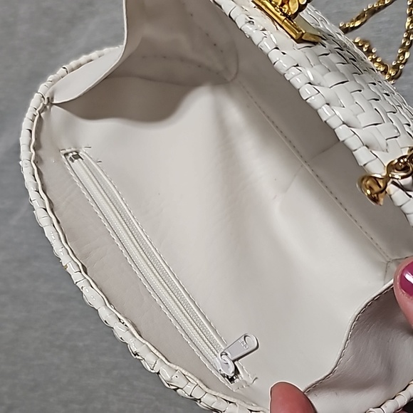 Vintage Willow White hard shell wicker purse clutch  Made in Hong Kong - Picture 14 of 16